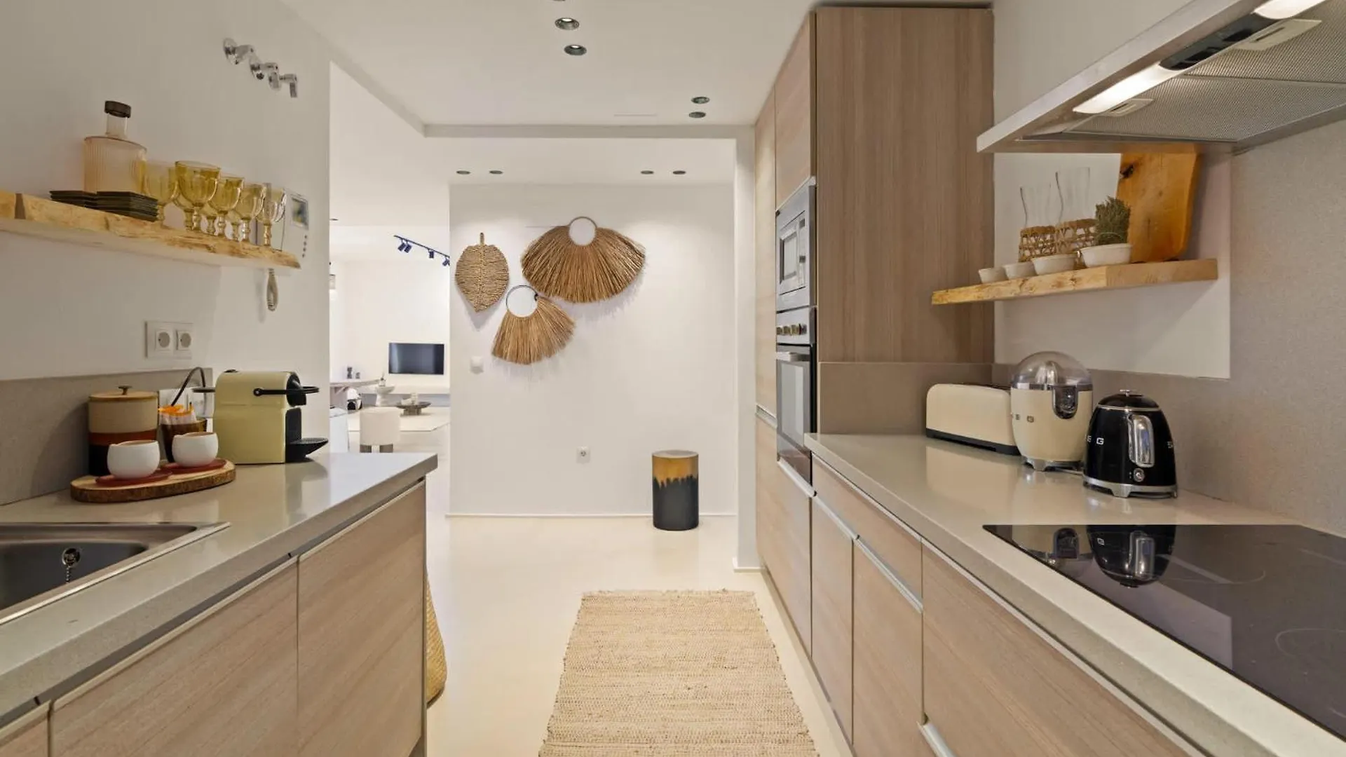 Serendipity Flat- Stunning Views And Serene Interior Estepona 0*,  Spain